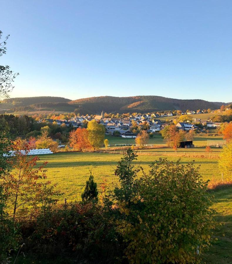 Ferienwohnungen Vollmers-Dünnebacke Schmallenberg Exterior foto